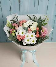 Букет цветов из:  Розы, Лизиантусы и Хризантемы в Новопавловске