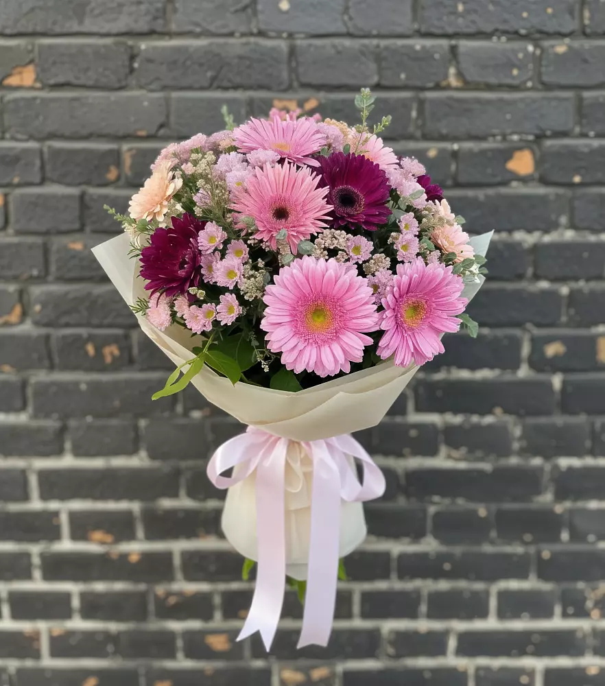 Букет цветов из: Герберы и Хризантемы в Новопавловске