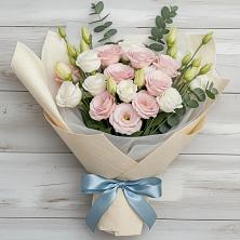 Букет цветов из:  Лизиантусы в Новопавловске