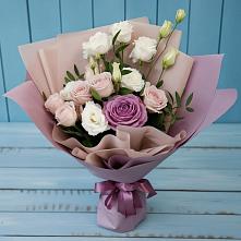 Букет цветов из:  Розы и Лизиантусы в Новопавловске