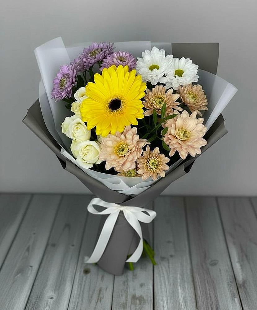 Букет цветов из: Розы, Герберы и Хризантемы в Новопавловске