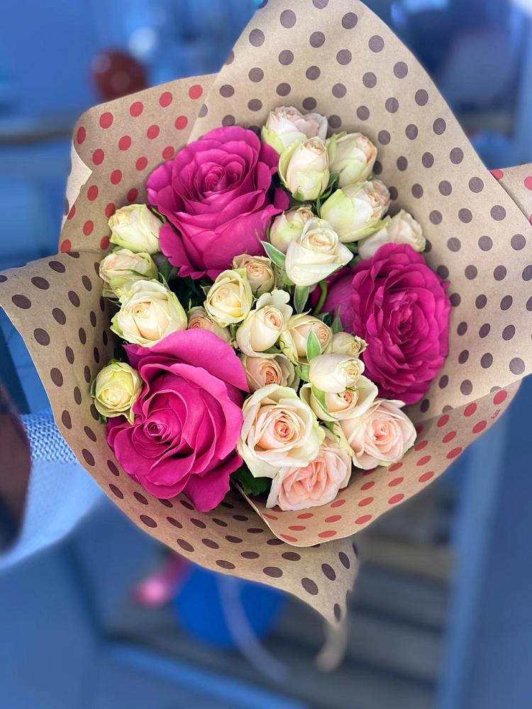 Букет цветов из: Розы в Новопавловске