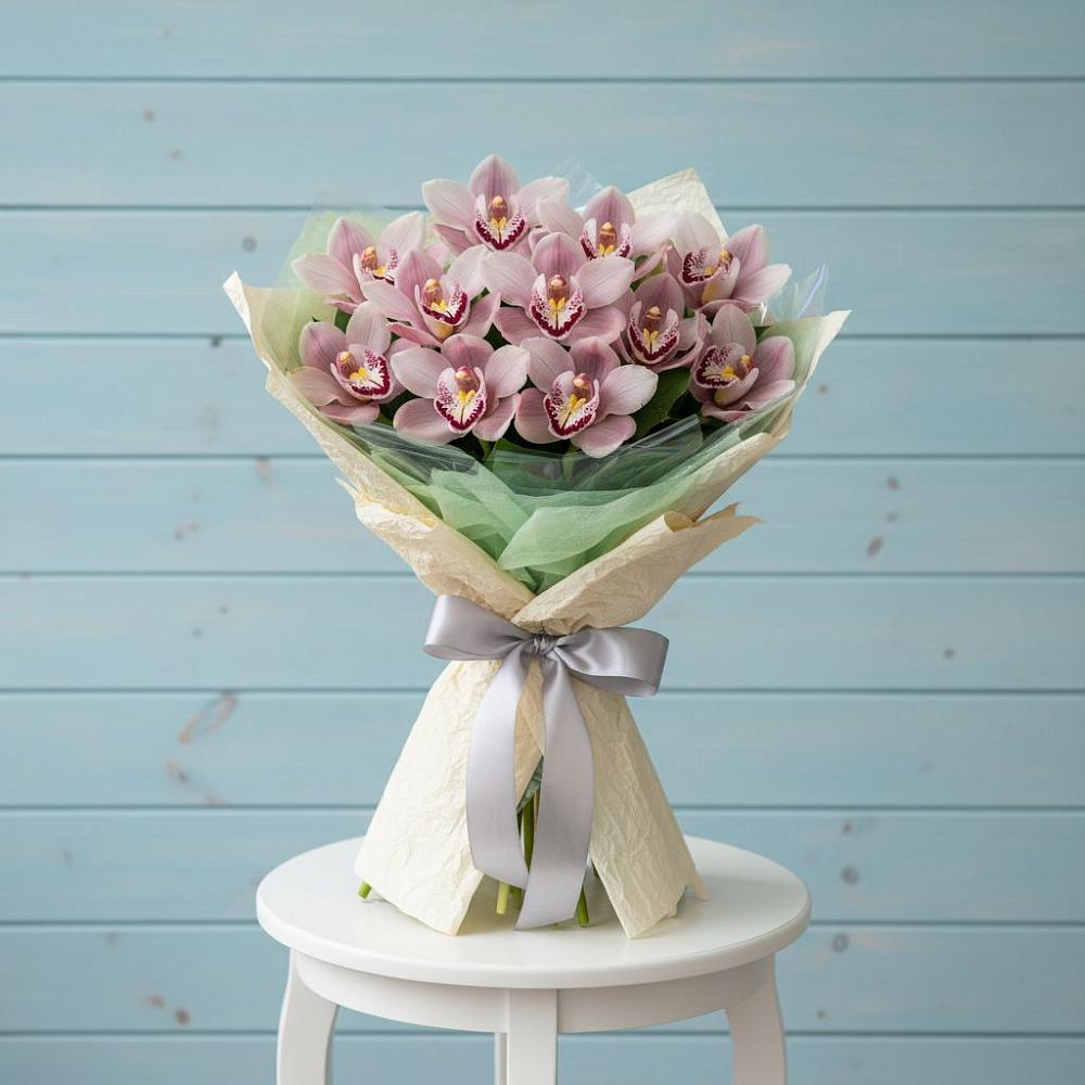 Букет цветов из: Орхидеи и Розы в Новопавловске