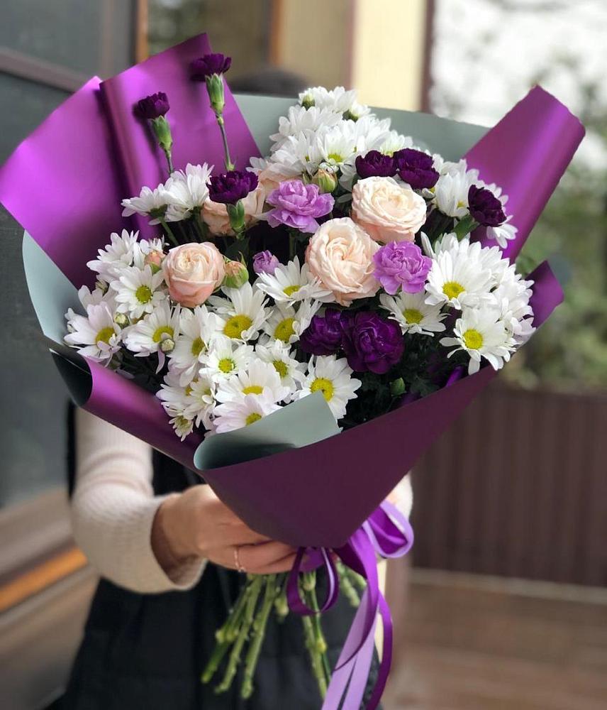 Букет цветов из: Хризантемы, Гвоздики и Розы в Новопавловске