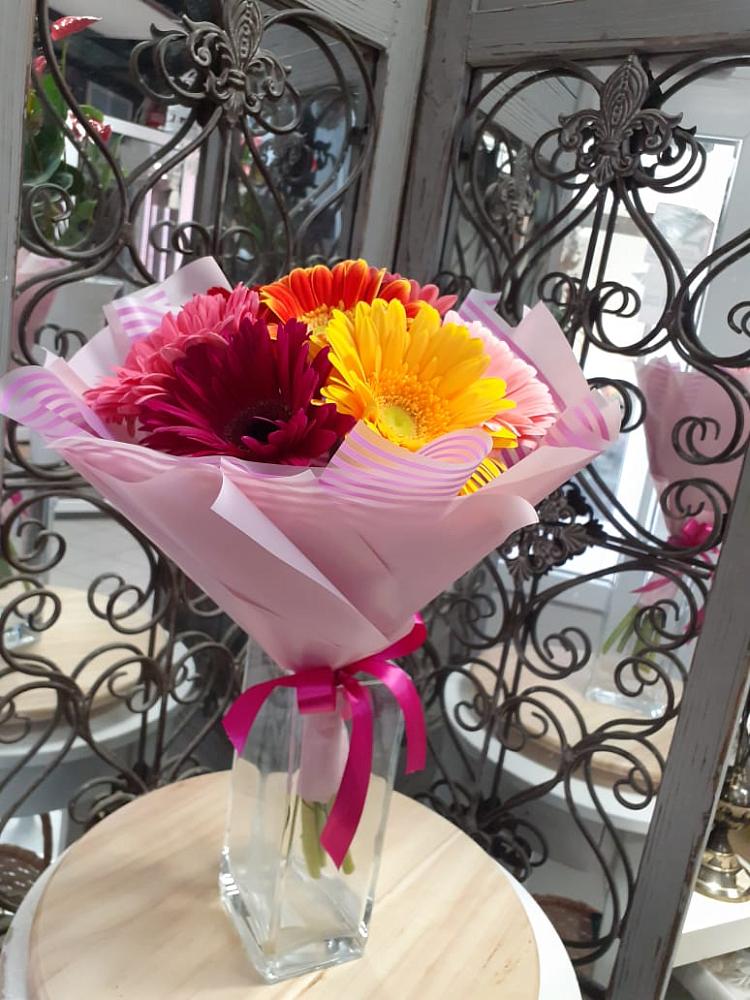 Букет цветов из: Герберы в Новопавловске