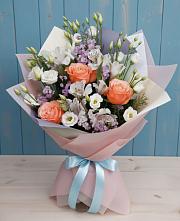 Букет цветов из:  Лизиантусы, Розы, Альстромерии и Гипсофила #REPLACE_PRED# Новопавловске