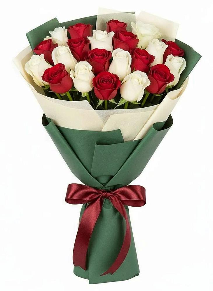 Букет Микс из красных и белых роз в Новопавловске