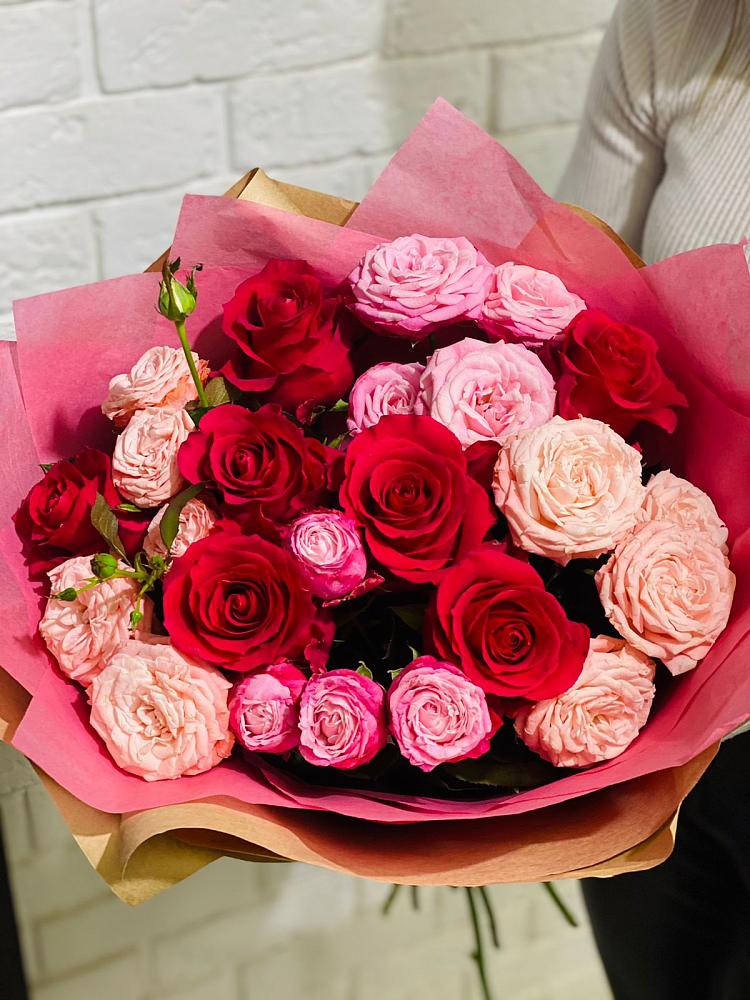 Букет цветов из: Розы в Новопавловске