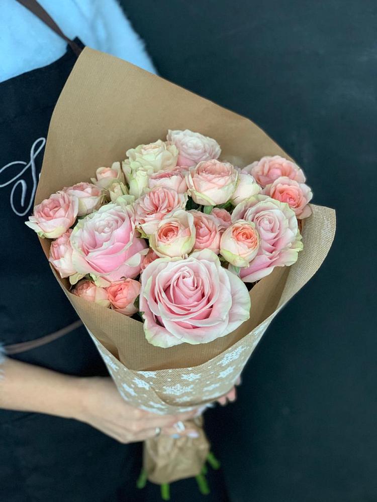 Букет цветов из: Хризантемы и Розы в Новопавловске