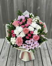 Букет цветов из:  Альстромерии, Гвоздики, Розы и Хризантемы в Новопавловске