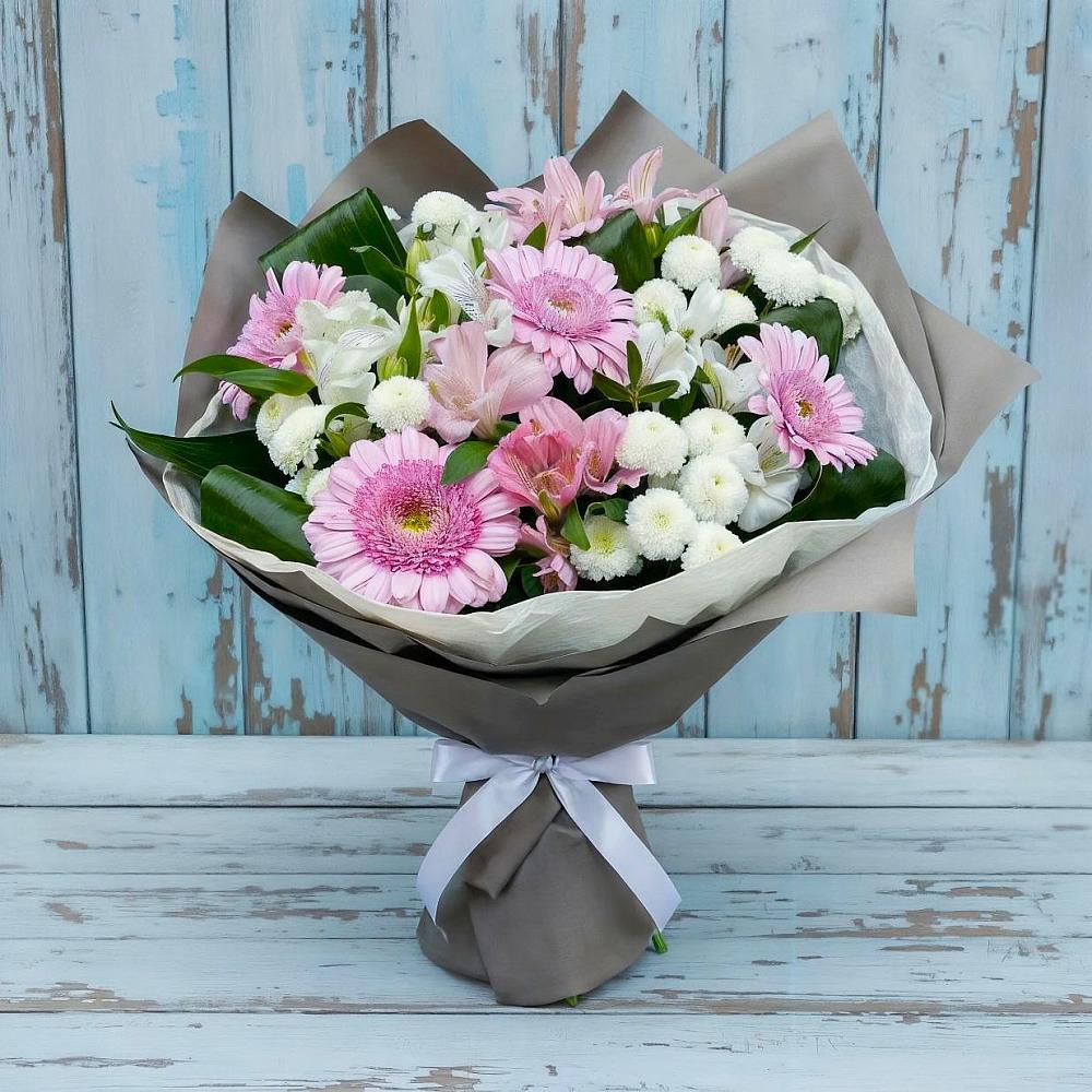 Букет цветов из: Герберы, Альстромерии и Хризантемы в Новопавловске