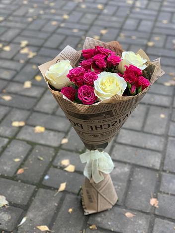 Букет цветов из: Розы в Новопавловске