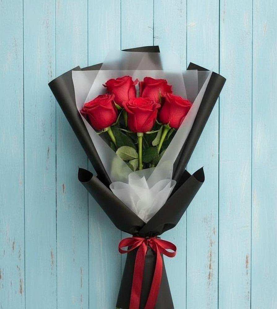 Букет цветов из: Розы в Новопавловске