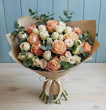 Букет цветов из:  Альстромерии и Розы в Новопавловске